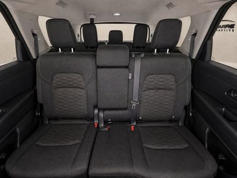 Used 2025 Nissan Pathfinder SV AWD/4WD image 16