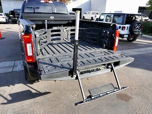 Used 2021 Ford F250 Platinum w/ FX4 Off-Road Package image 15