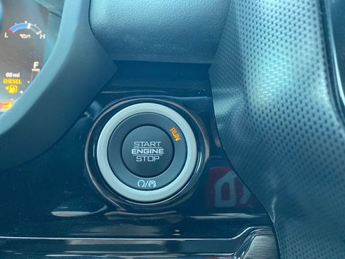 New 2025 RAM 3500 Limited image 25