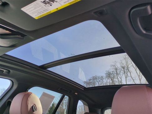 New 2026 BMW X5 xDrive40i w/ M Sport Package image 19