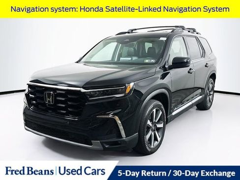 Used 2024 Honda Pilot Touring image 3