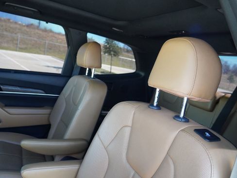 Used 2020 Kia Telluride SX w/ Towing Package image 32