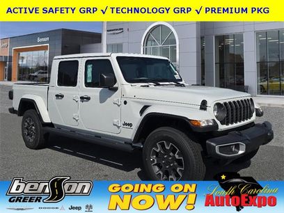New 2025 Jeep Gladiator Sport w/ Premium Package