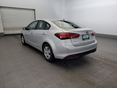 Used 2017 Kia Forte LX FWD image 5