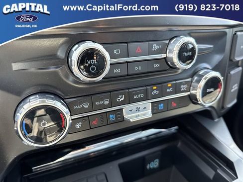 New 2026 Ford F250 Lariat w/ Black Appearance Package AWD/4WD image 29