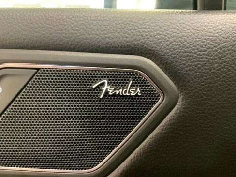 Used 2019 Volkswagen Tiguan SEL Premium image 30