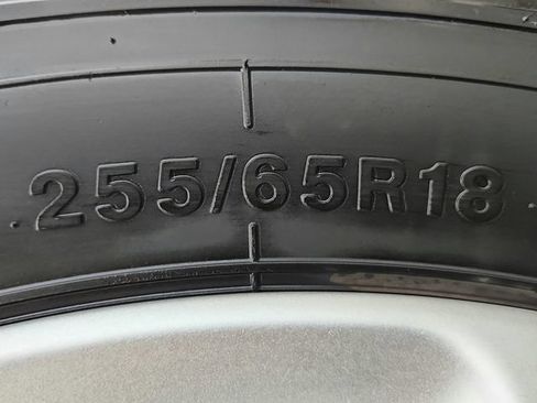 Used 2020 Buick Enclave Essence FWD image 34