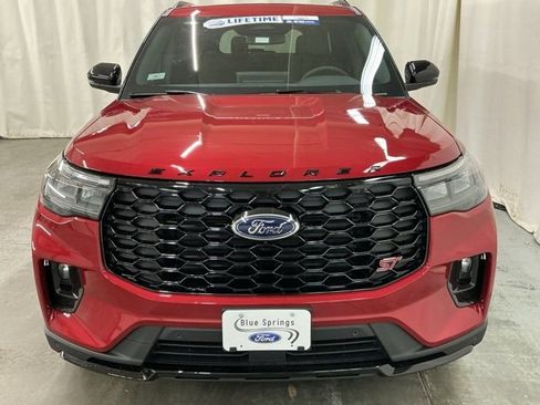 New 2026 Ford Explorer ST image 10