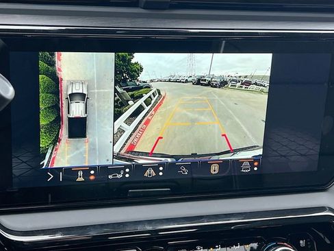 New 2026 GMC Sierra 2500 AT4X AWD/4WD image 9