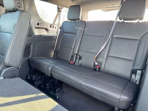 Used 2024 Chevrolet Suburban LT AWD/4WD image 24
