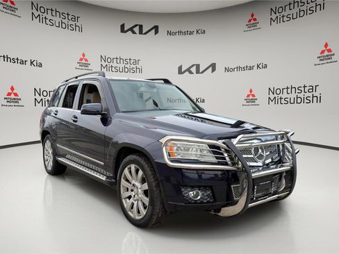 Used 2010 Mercedes-Benz GLK 350 4MATIC image 5