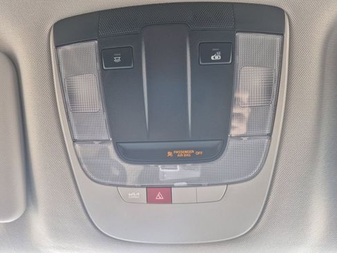New 2026 Kia Sportage EX image 24