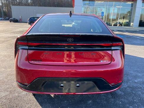 New 2026 Toyota Prius XLE image 4