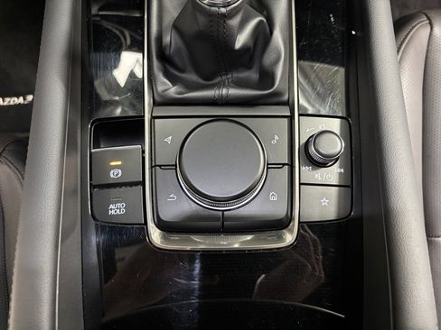 Used 2024 MAZDA MAZDA3 s image 18