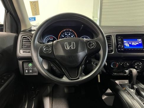 Used 2019 Honda HR-V LX image 22