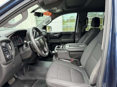 Used 2021 Chevrolet Silverado 1500 W/T w/ WT Value Package AWD/4WD image 13