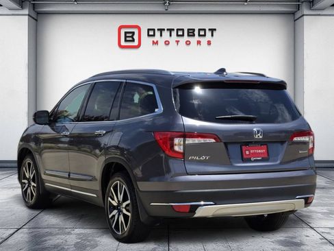 Used 2021 Honda Pilot Touring image 3