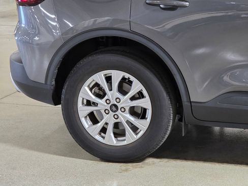 Used 2023 Ford Escape Active FWD image 9