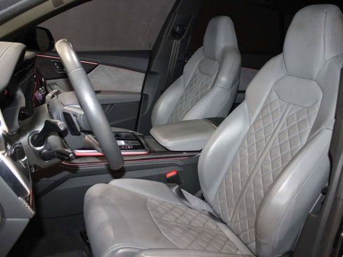 Used 2023 Audi SQ8 Premium Plus image 13