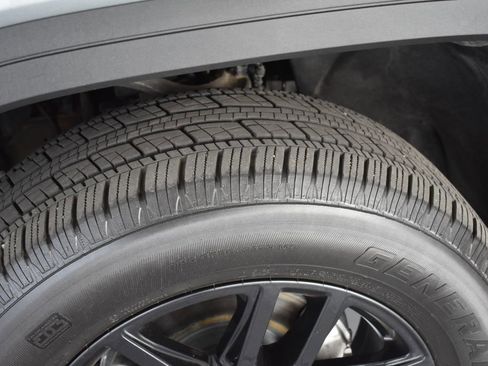 Used 2025 GMC Sierra 1500 Elevation w/ Elevation Premium Package image 35