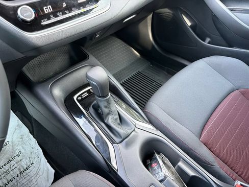 Used 2026 Toyota Corolla SE FWD image 30