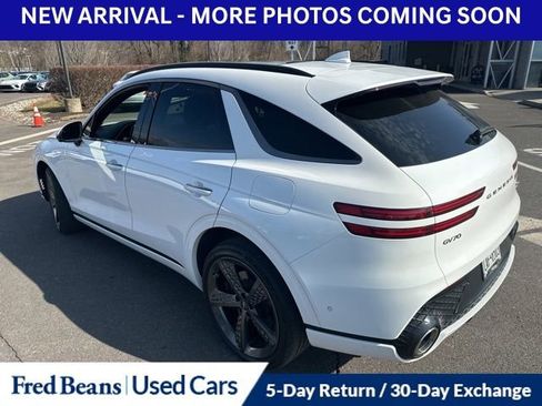 Used 2023 Genesis GV70 3.5T Sport w/ Sport Prestige Package image 6