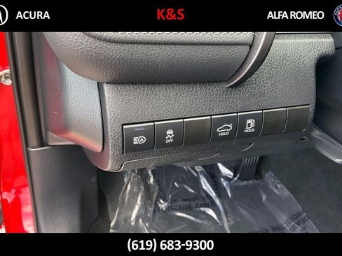 Used 2024 Toyota Camry SE FWD image 37
