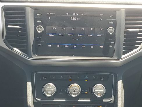 Used 2021 Volkswagen Atlas Cross Sport SE AWD/4WD image 17