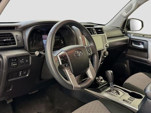 Used 2024 Toyota 4Runner SR5 image 18