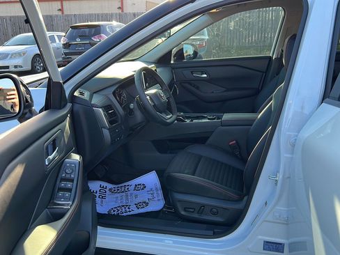 New 2026 Nissan Rogue SV image 17