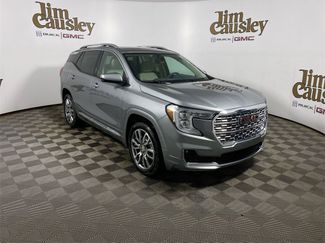 Used 2023 GMC Terrain Denali video 1