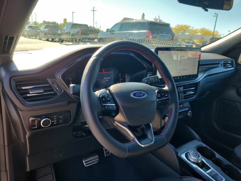 Used 2023 Ford Escape ST-Line w/ Tech Pack #1 FWD image 20