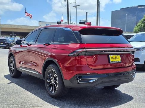 New 2026 Lincoln Nautilus Premier AWD/4WD image 6