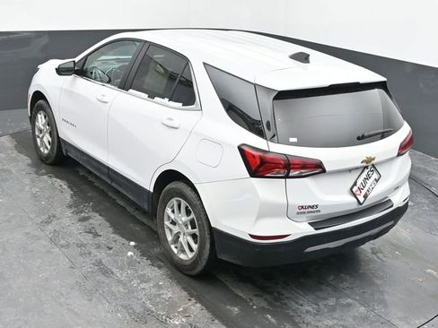 Used 2024 Chevrolet Equinox LT image 39