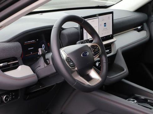 New 2026 Ford Explorer Active AWD/4WD image 11