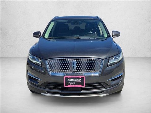 Used 2019 Lincoln MKC Reserve w/ MKC Climate Package FWD image 2