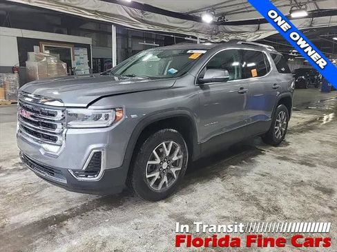 Used 2022 GMC Acadia SLE w/ Driver Convenience Package FWD image 2