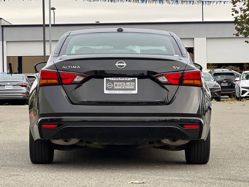 Certified 2024 Nissan Altima 2.5 SV image 5