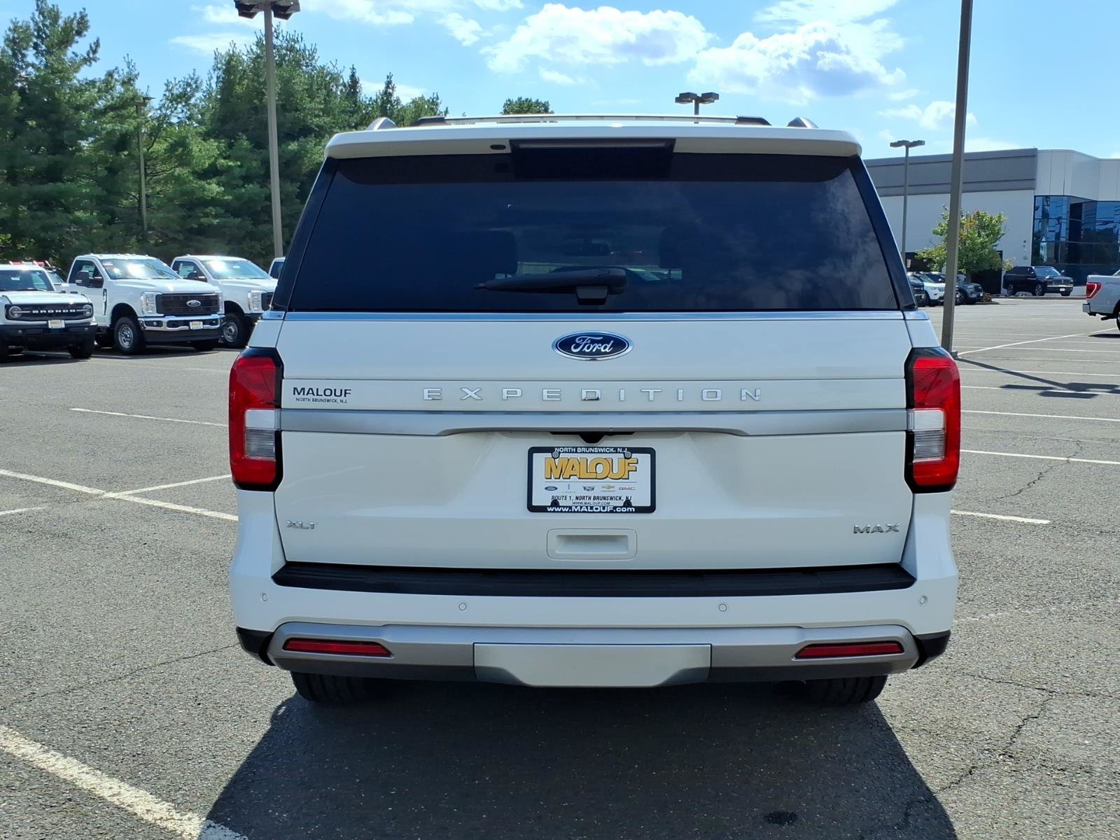 Used 2022 Ford Expedition Max XLT AWD/4WD image 5
