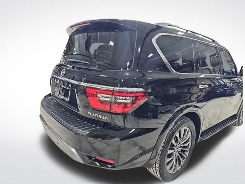 Used 2022 Nissan Armada Platinum image 12