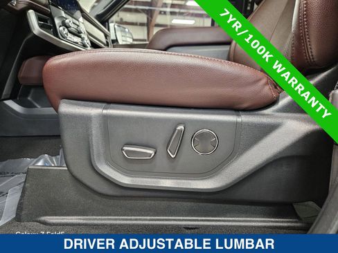 Certified 2024 Ford Expedition Limited image 26