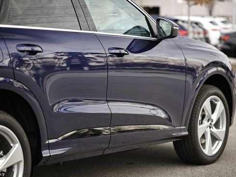 New 2025 Audi Q5 Premium Plus image 8