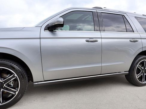 Used 2020 Ford Expedition Limited w/ Special Edition Package RWD image 37