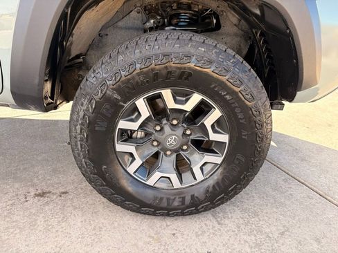Used 2023 Toyota Tacoma 4x4 Double Cab image 35