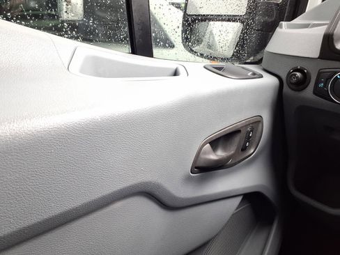 Used 2017 Ford Transit 350 XL RWD image 18