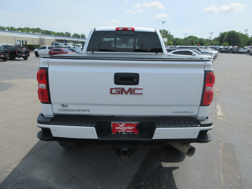 Used 2019 GMC Sierra 2500 Denali w/ Duramax Plus Package AWD/4WD image 6