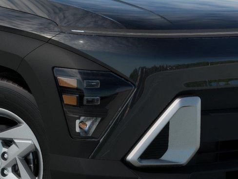 New 2027 Hyundai Kona SE FWD image 9