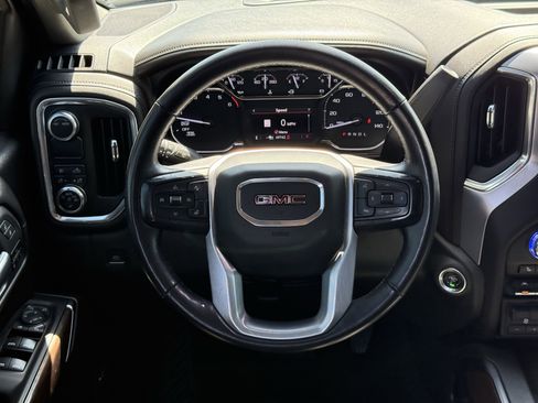 Used 2021 GMC Sierra 1500 SLT RWD image 13
