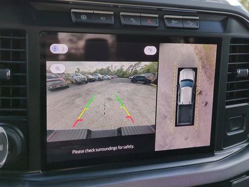 Used 2024 Ford F250 Platinum w/ FX4 Off-Road Package image 21