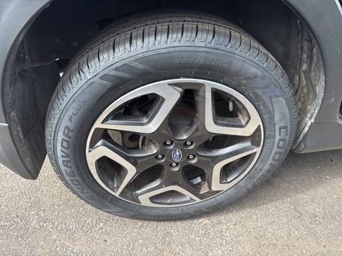 Used 2019 Subaru Crosstrek 2.0i Limited w/ Moonroof Package w/Navigation image 8